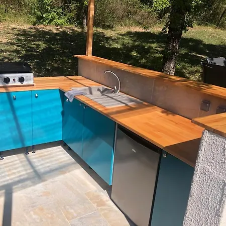 Le Refuge Des Ecureuils- Avec Piscine Privee & Climatisation A Вилла