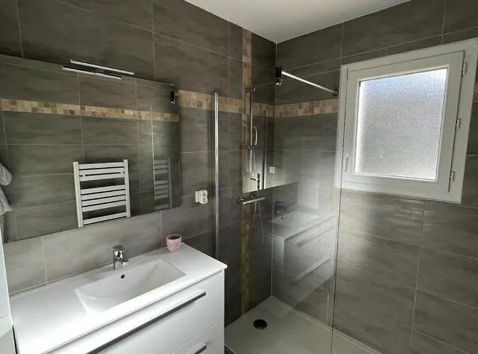 Tout Confort Avec Piscine Prayssac